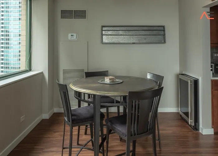 Apartment Envitae 3br Downtown Luxurious Views & Pool Chicago